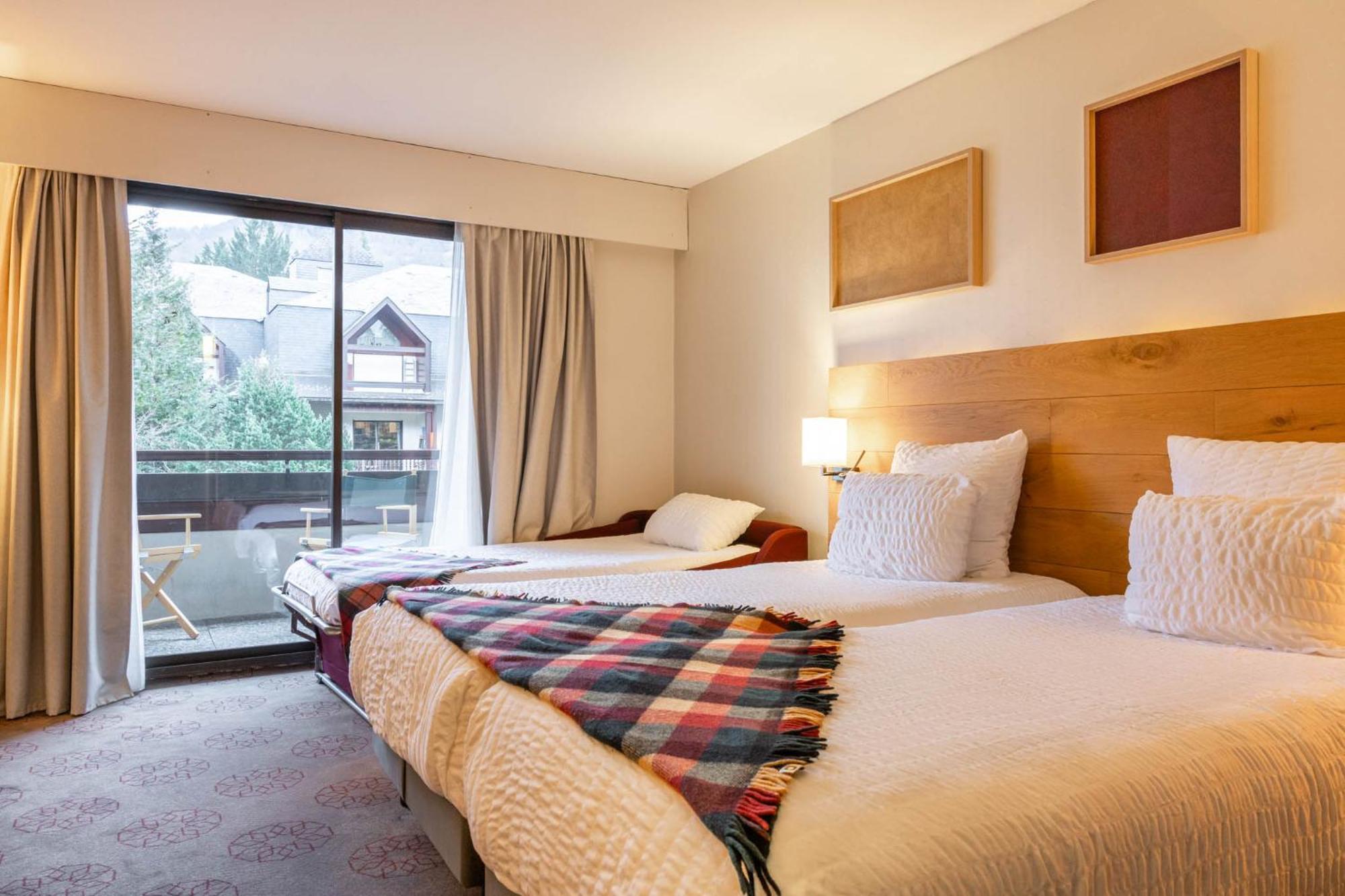 Mercure Saint-Lary Экстерьер фото